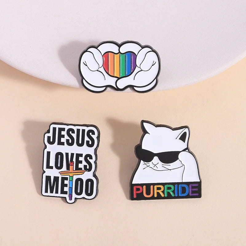 Jesus Loves Me™